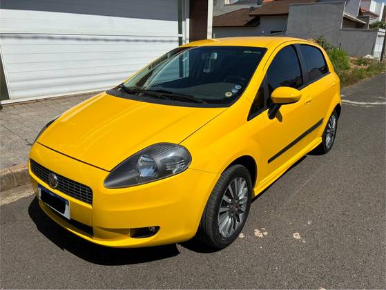 FIAT PUNTO 1.8 SPORTING 8V FLEX 4P MANUAL